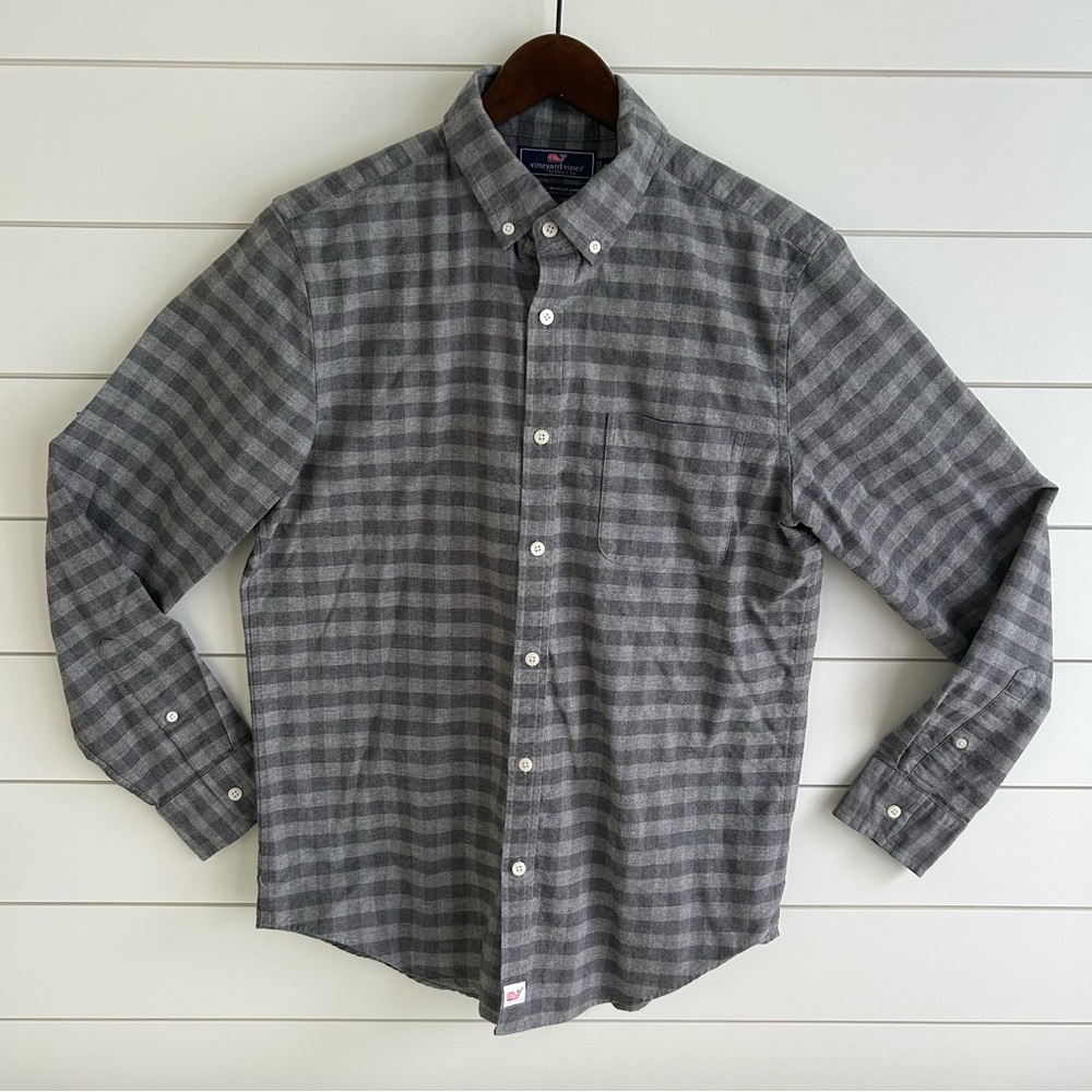 Vineyard Vines Gray Casual Button Down Shirt